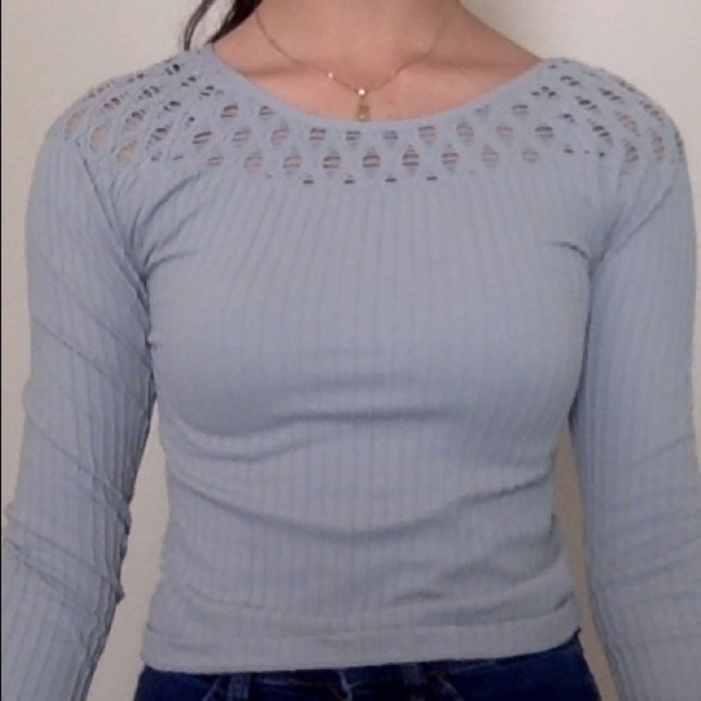 Grey top